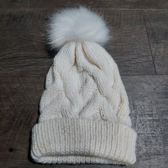 Express Fuzzy Pom Pom Beanie Cableknit Toboggan Hat  Cream New With Tags - Picture 6 of 11